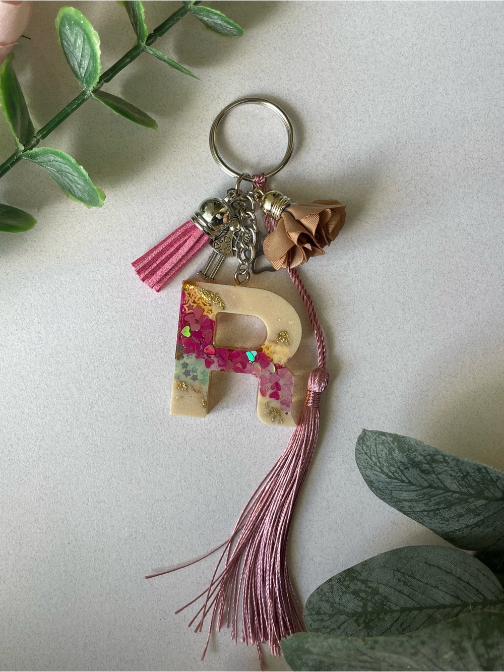 Llaveros | Floral Letter Keychain in Pink & Gold